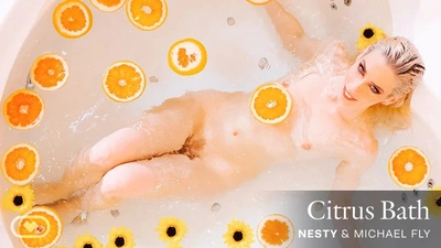 Citrus Bath VR Porn Video